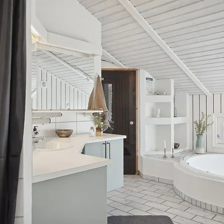 Dijana - 150m From The Sea By Interhome *